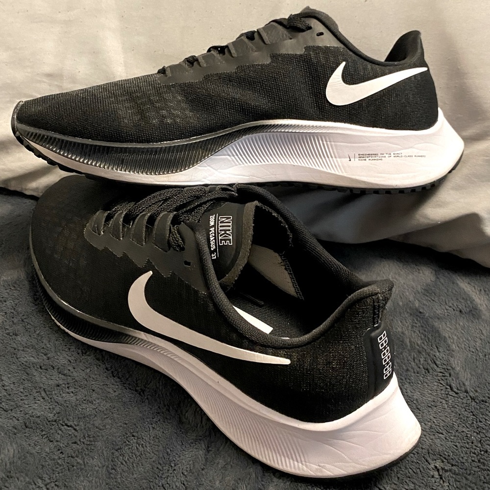 Nike zoom Pegasus 37 womens size 8.5